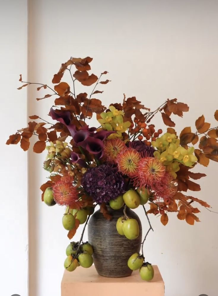 The Best Flowers to Brighten Your Home This Fall Season