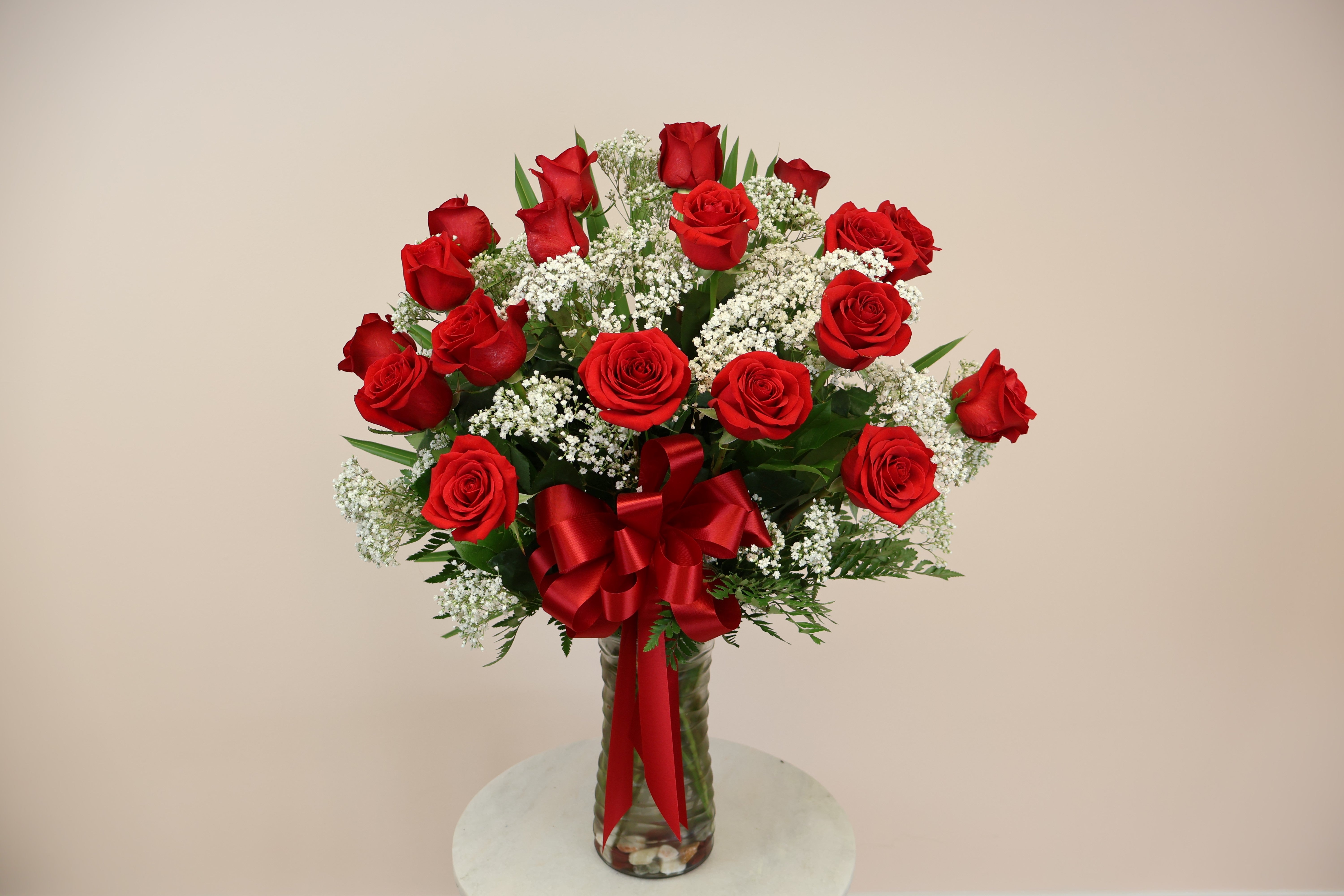 Styled Roses The Classic Rose – Fantasy Florist and Flower Delivery